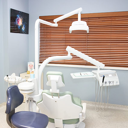 Dental treatment room